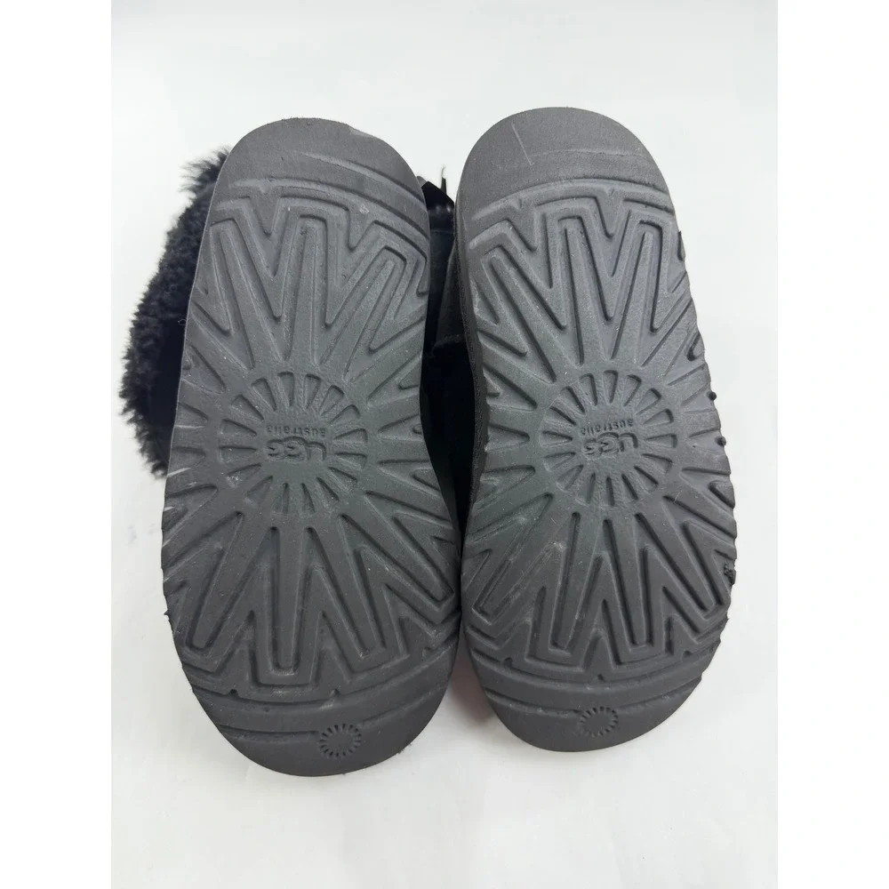 UGG Australia ugg australia